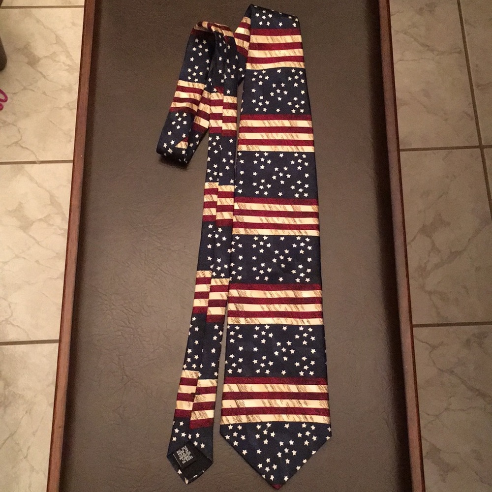 Tango by Max Raab patriotic silk tie